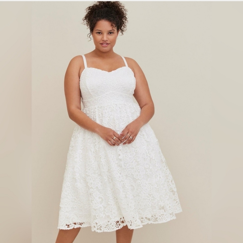 White lace midi dress NWT